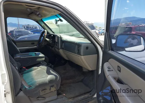 2002 Chevrolet Tahoe Ls from USA, damaged, VIN 1GNEK13V52J271282